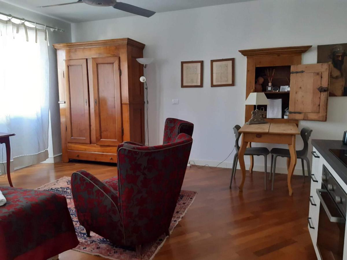 S. Trinita 18, Suites & Rooms Trento Bagian luar foto